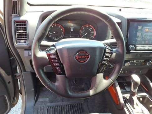 Used 2024 Nissan Frontier PRO-4X w/ Pro Convenience Package AWD/4WD image 8