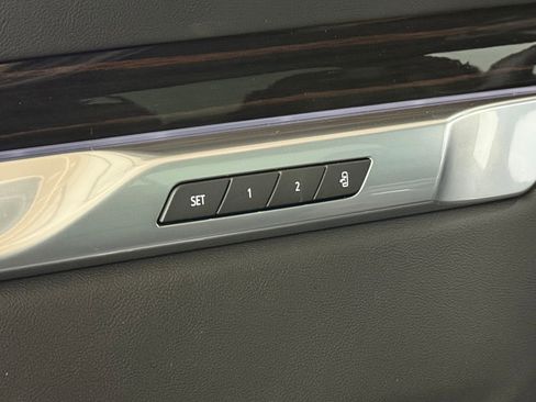 New 2025 Cadillac Escalade ESV Luxury image 22