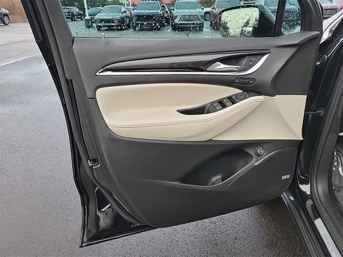 Used 2024 Buick Enclave Premium w/ Experience Buick Package image 19