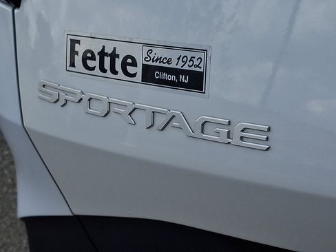 Certified 2023 Kia Sportage LX image 30