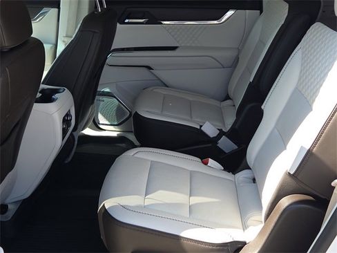 Used 2024 GMC Acadia Denali w/ LPO, Floor Liner Package image 16