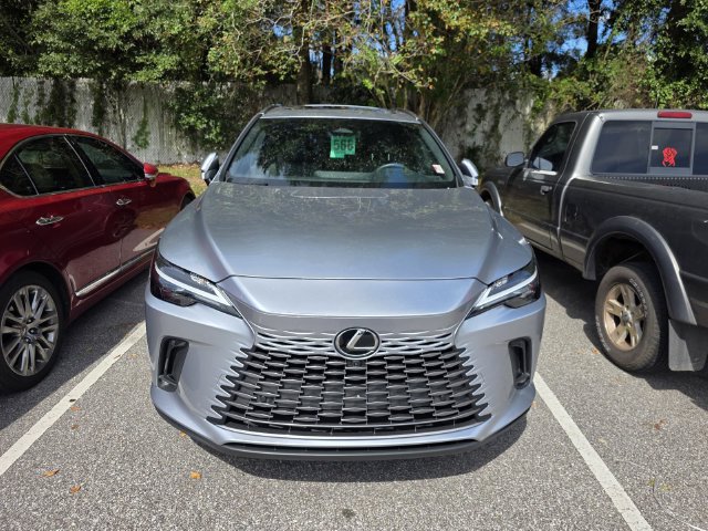 Used 2025 Lexus RX 350 Premium w/ Accessory Package (Z1) FWD image 2