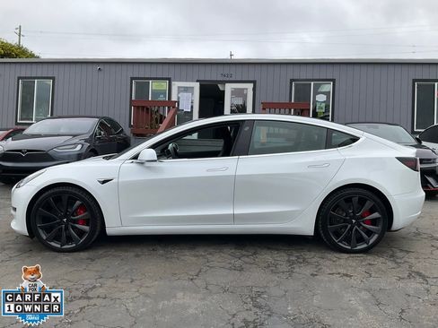 Used 2020 Tesla Model 3 Performance image 5