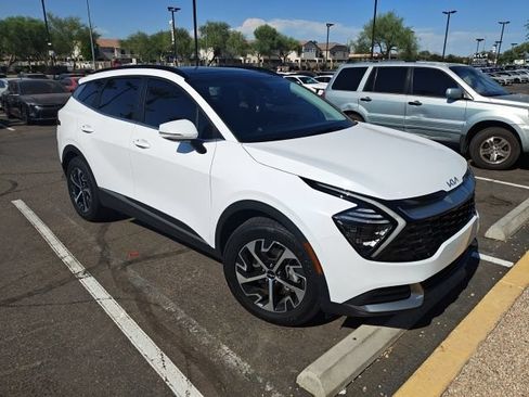 Certified 2025 Kia Sportage EX w/ Premium Package FWD image 11