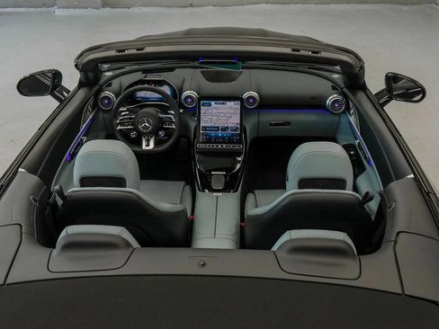 Used 2024 Mercedes-Benz SL 43 AMG image 16