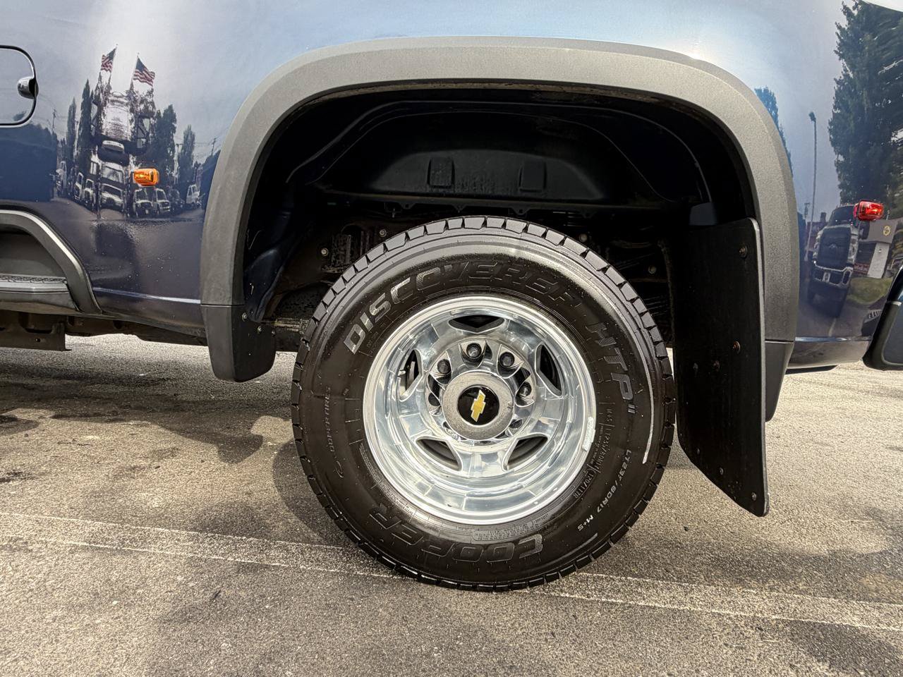 Used 2021 Chevrolet Silverado 3500 High Country w/ Snow Plow Prep/Camper Package AWD/4WD image 15