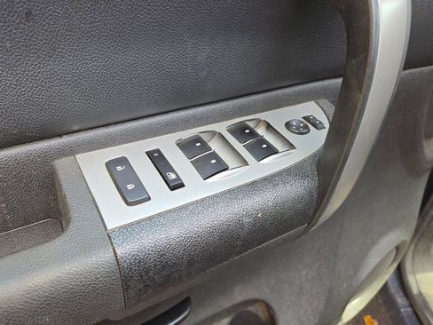 Used 2009 Chevrolet Silverado 1500 LS image 11