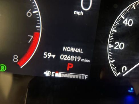 Certified 2024 Honda HR-V LX image 28