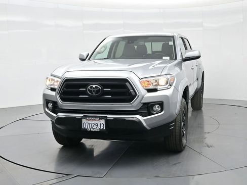 Used 2022 Toyota Tacoma SR5 image 3