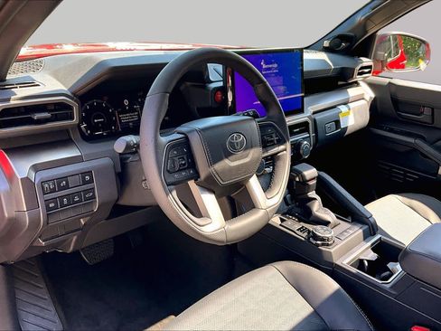 Certified 2026 Toyota 4Runner TRD Off-Road Premium AWD/4WD image 17