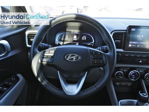 Certified 2025 Hyundai Venue SEL image 16
