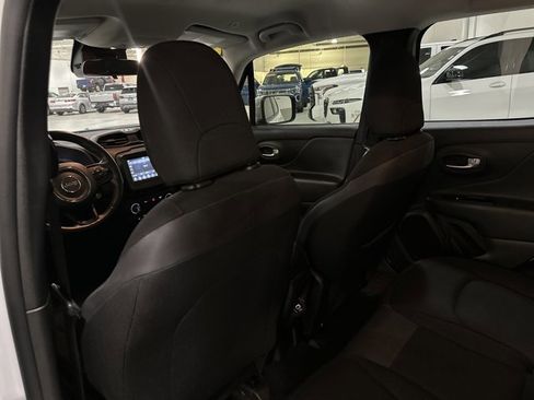 Used 2020 Jeep Renegade Altitude image 19