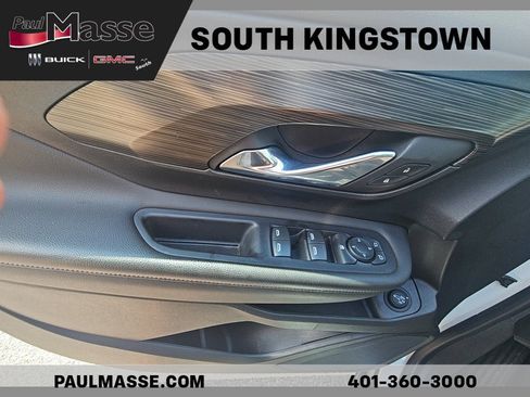 Used 2023 GMC Terrain SLE w/ Driver Convenience Package AWD/4WD image 9