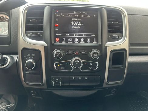 Used 2016 RAM 2500 SLT AWD/4WD image 37