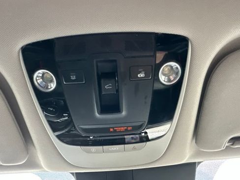 Used 2022 Kia Sorento SX AWD/4WD image 37