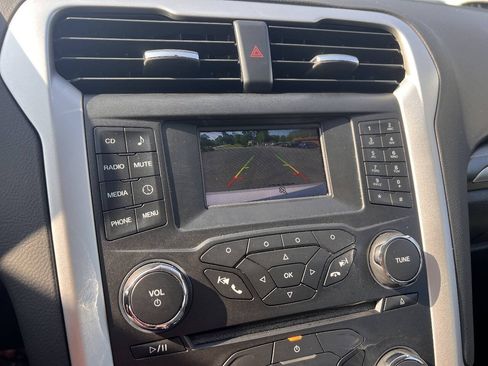 Used 2016 Ford Fusion S FWD image 16
