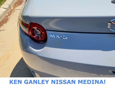 Used 2024 MAZDA MX-5 Miata RF Grand Touring RWD image 14