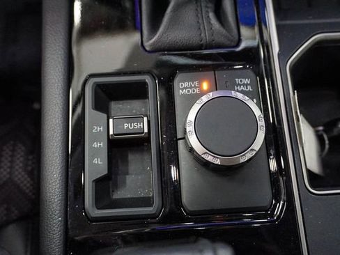 Used 2023 Toyota Tundra Limited AWD/4WD image 16