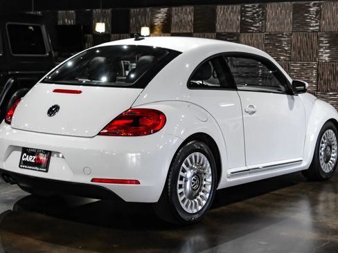 Used 2015 Volkswagen Beetle 1.8T FWD image 5