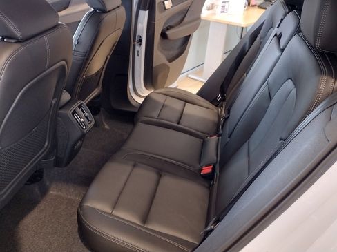 New 2026 Volvo XC40 B5 Plus w/ Protection Package Premier image 21