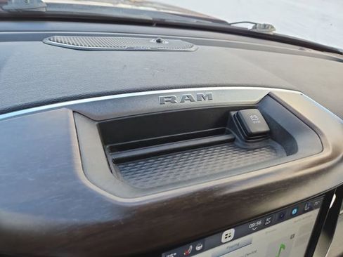 Used 2022 RAM 1500 Laramie image 28