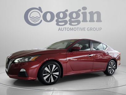 Used 2021 Nissan Altima 2.5 SV