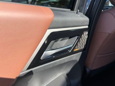 New 2026 Mitsubishi Outlander SEL image 26