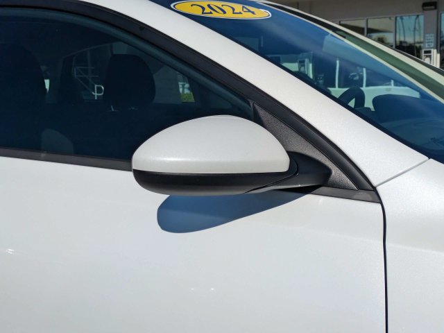 Used 2024 Kia Forte LXS FWD image 12