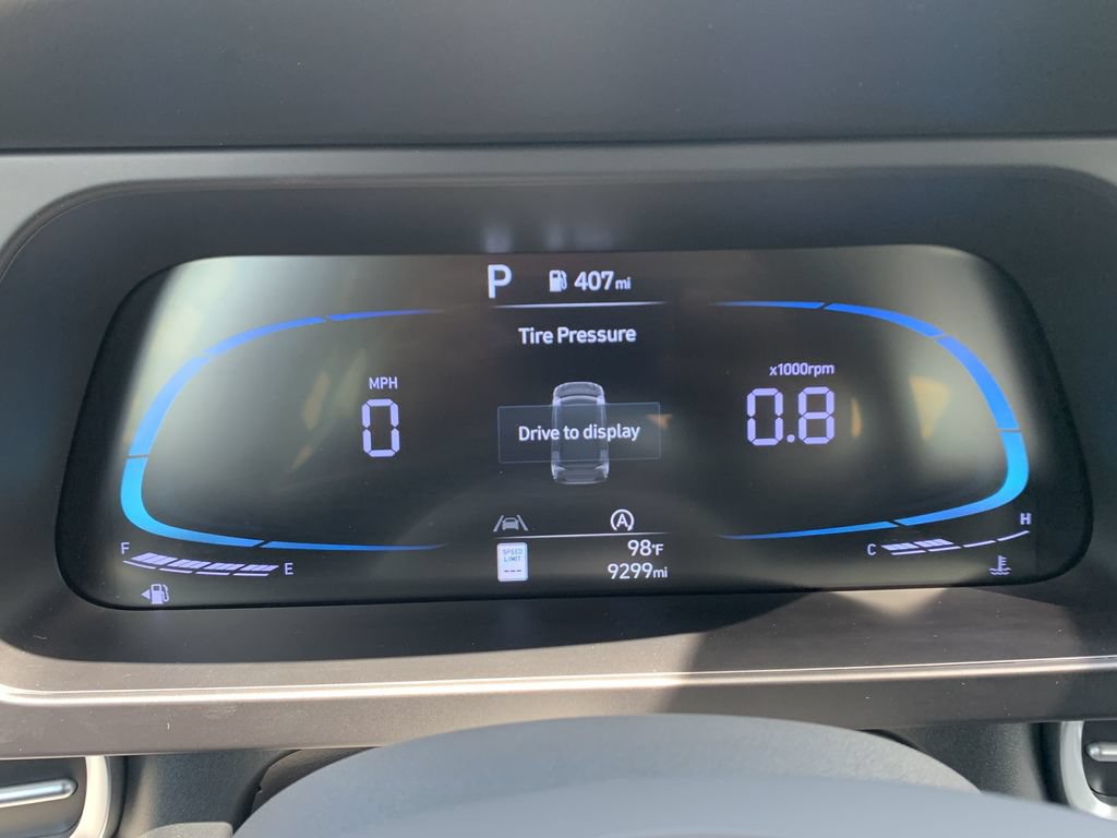 Certified 2026 Hyundai Elantra SE FWD image 25
