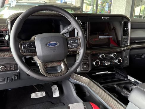 New 2025 Ford F250 Lariat w/ Lariat Ultimate Package AWD/4WD image 26