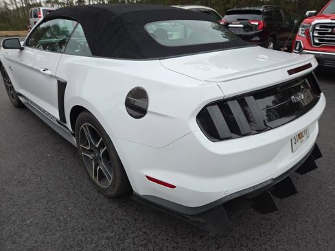 Used 2022 Ford Mustang GT Premium w/ Equipment Group 401A image 4