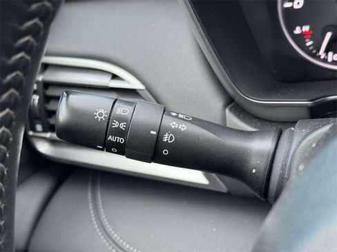 Used 2024 Subaru Outback Touring XT image 21