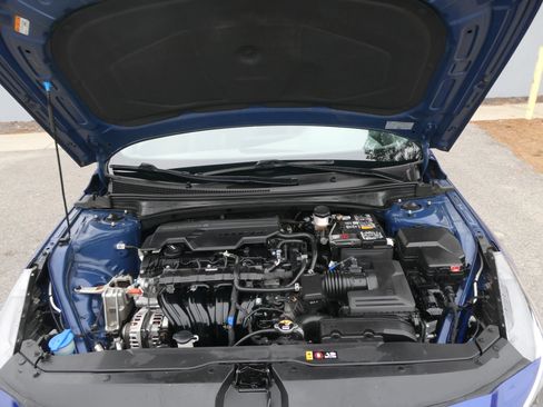 Used 2023 Hyundai Elantra SEL FWD image 32