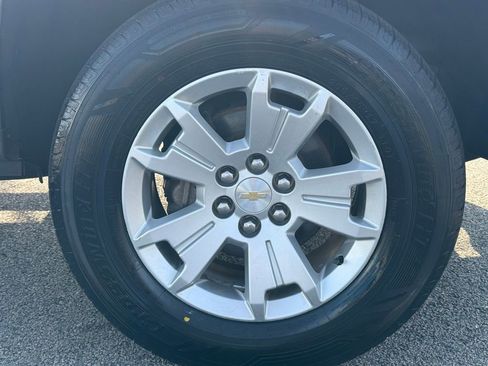 Used 2017 Chevrolet Colorado LT w/ LT Convenience Package image 35