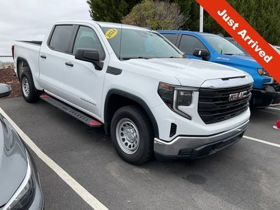 Used 2024 GMC Sierra 1500 Pro w/ Pro Value Package