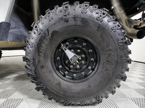 Used 1998 HUMMER H1 4-Door Wagon image 29