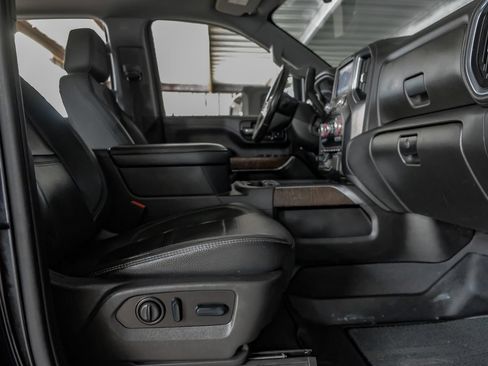 Used 2023 GMC Sierra 2500 Denali w/ Denali Black Diamond Edition AWD/4WD image 32