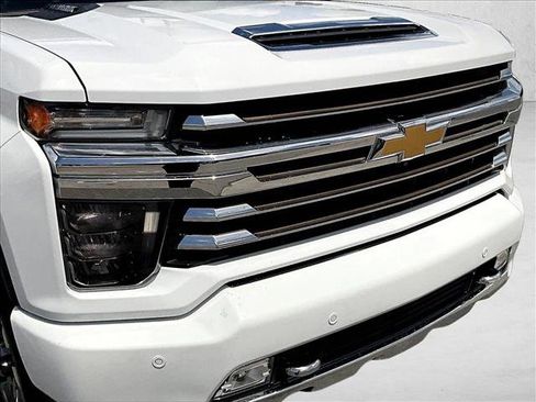 Used 2023 Chevrolet Silverado 3500 High Country w/ Z71 Off-Road Package AWD/4WD image 26