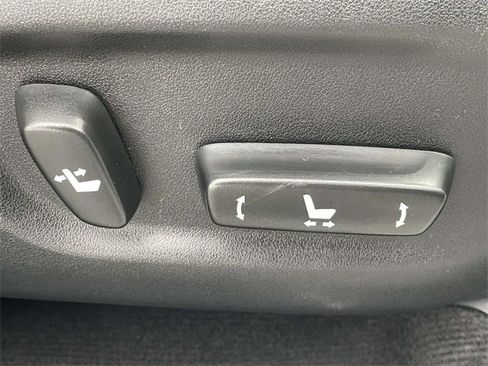 Used 2015 Lexus NX 300h FWD image 17