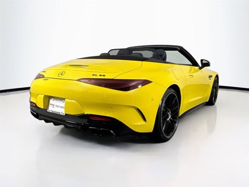 Used 2022 Mercedes-Benz SL 55 AMG 4MATIC image 20