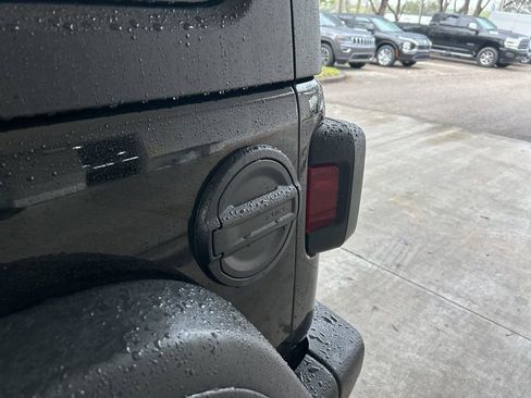 Used 2025 Jeep Wrangler Unlimited Sport S 4xe AWD/4WD image 19