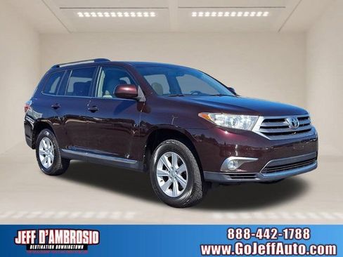 Used 2013 Toyota Highlander SE AWD/4WD image 1