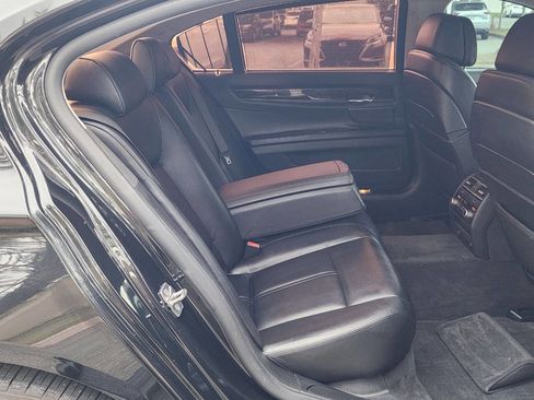 Used 2012 BMW 750Li image 21