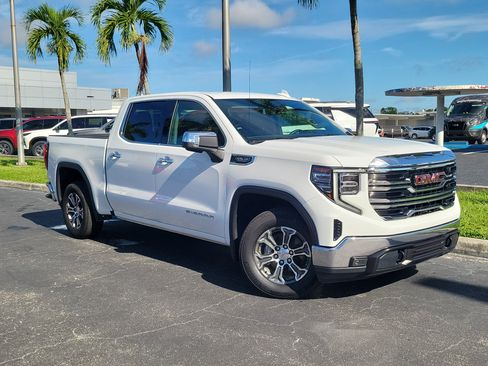 Used 2025 GMC Sierra 1500 SLT RWD image 34