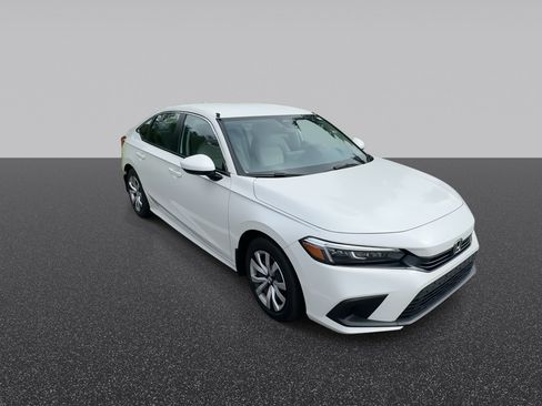 Used 2024 Honda Civic LX image 3