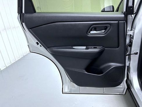 Certified 2025 Nissan Rogue SV AWD/4WD image 20