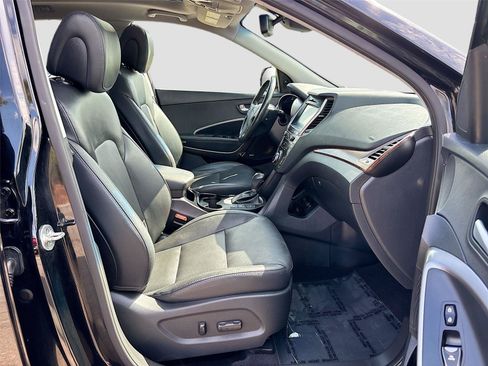 Used 2017 Hyundai Santa Fe AWD w/ SE Ultimate Tech Package 03 image 29