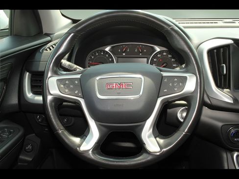 Used 2022 GMC Terrain SLT image 27