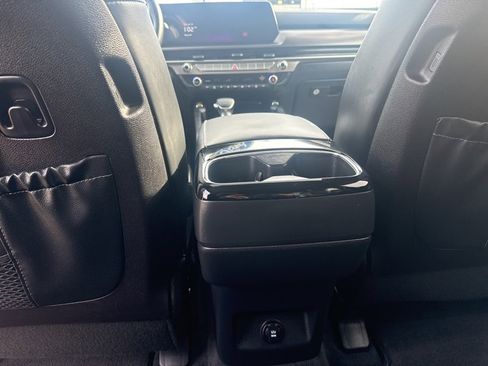 Used 2024 Kia Telluride S w/ S Sunroof Package image 21