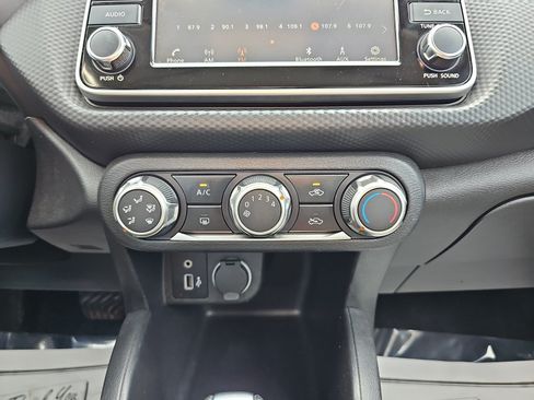 Used 2024 Nissan Kicks S FWD image 20
